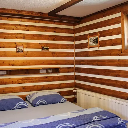 Gasthof H