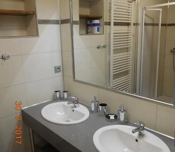H Penzion 3*